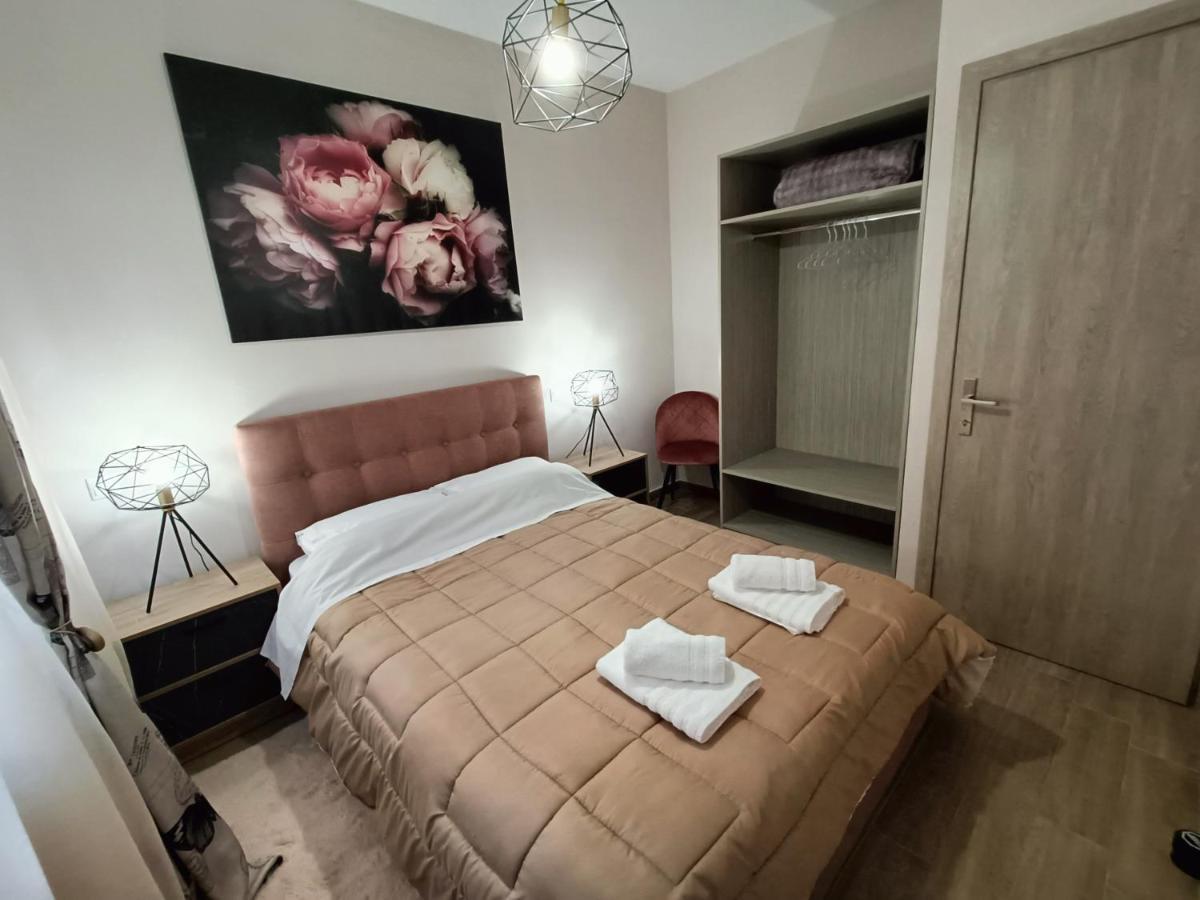 Meteora Rocks Apartment 2 Kalampáka Ngoại thất bức ảnh
